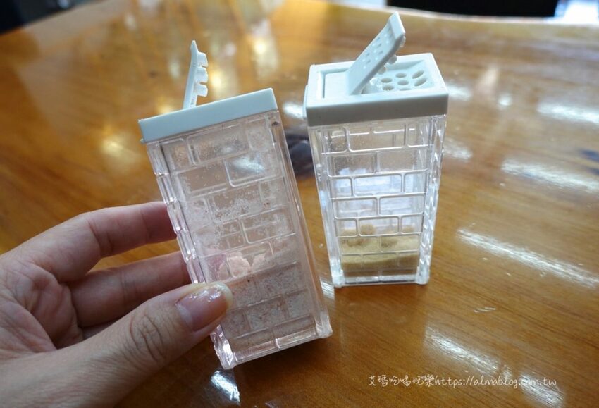 〖鹿行艸地〗頭家把老油條&鹹蛋黃放到冰裡?店家親畫3D彩繪牆.冰底手工製作/附停車場 - 艾瑪▪ 享受吃喝玩樂札記