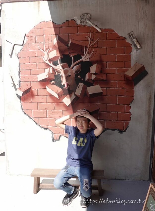 〖鹿行艸地〗頭家把老油條&鹹蛋黃放到冰裡?店家親畫3D彩繪牆.冰底手工製作/附停車場 - 艾瑪▪ 享受吃喝玩樂札記