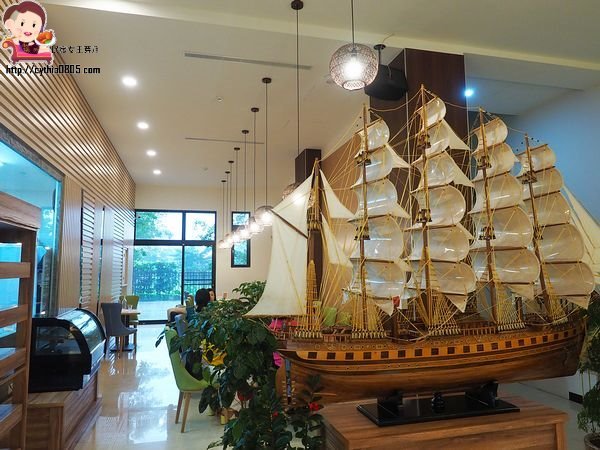 桃園大園青埔美食-聖朵莉-高鐵附近的平價優質餐廳,手工麵包雞讓人驚喜連連 (邀約) @民宿女王芽月-美食.旅遊.全台趴趴走