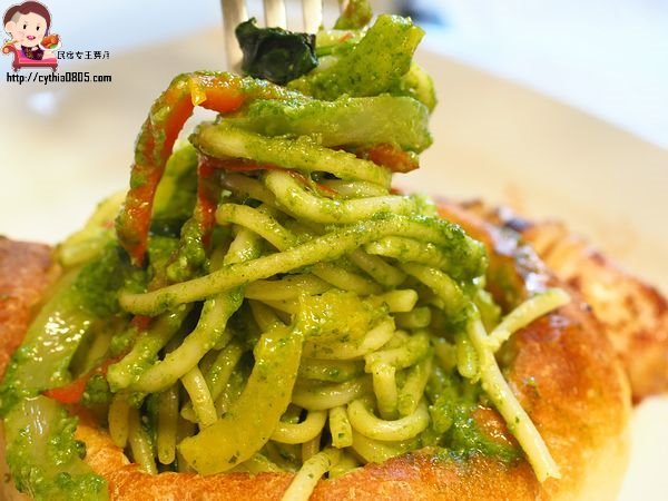 桃園大園青埔美食-聖朵莉-高鐵附近的平價優質餐廳,手工麵包雞讓人驚喜連連 (邀約) @民宿女王芽月-美食.旅遊.全台趴趴走