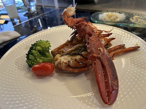 台北美食_夏慕尼新香榭鐵板燒(王品集團、國父紀念館站美食推薦 台北美食_夏慕尼新香榭鐵板燒(王品集團、國父紀念館站美食推薦