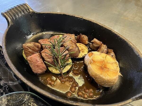 台北美食_夏慕尼新香榭鐵板燒(王品集團、國父紀念館站美食推薦 台北美食_夏慕尼新香榭鐵板燒(王品集團、國父紀念館站美食推薦