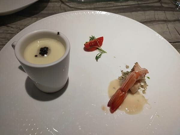 台北夏慕尼新榭鐵板燒~忠孝東店~歡樂聖誕節~開心的慶祝~捷運