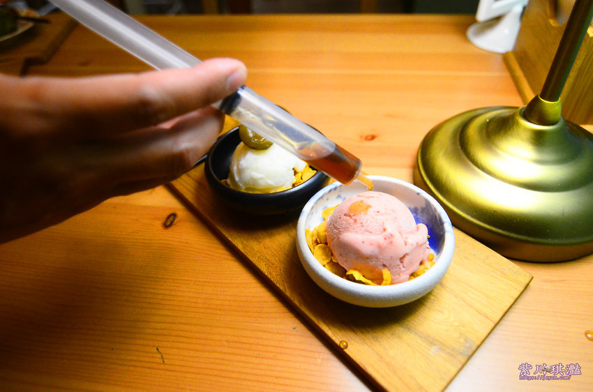 莓大梅小-0002 莓大梅小-0002