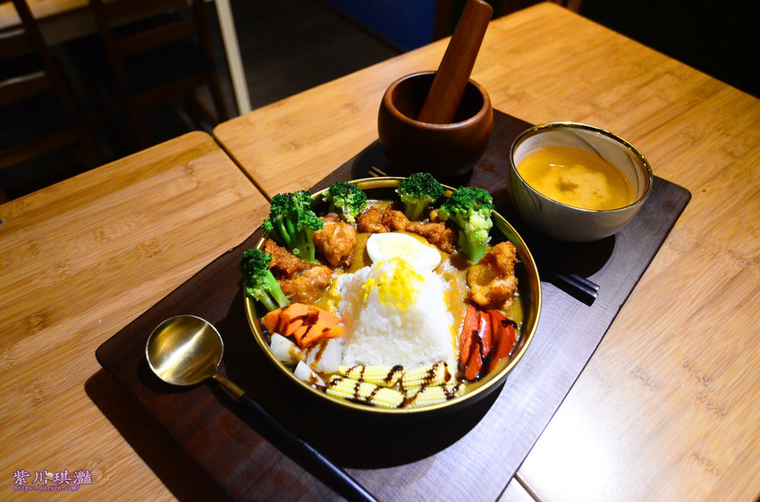 金灑阿里山咖哩雞-0001 金灑阿里山咖哩雞-0001