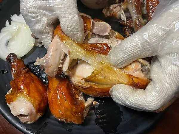 LINE_ALBUM_雞老闆_250224_35