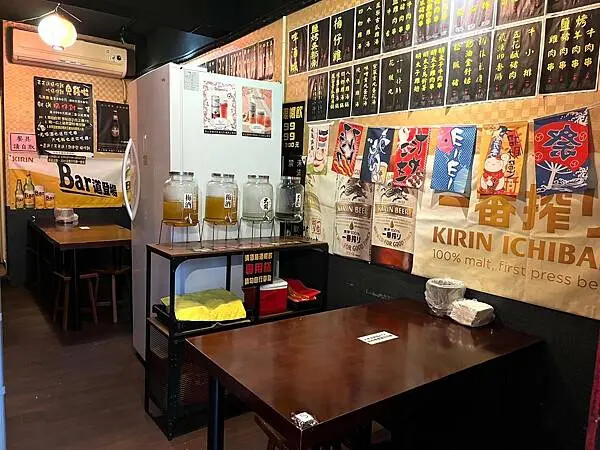 LINE_ALBUM_雞老闆_250224_148