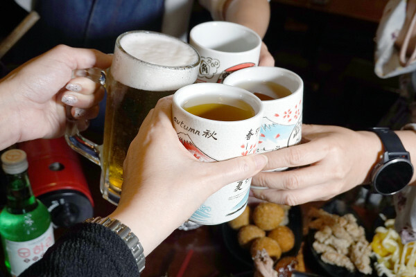 台北市文山區原塊肉自製醬料串燒台北居酒屋-師大學生最愛的雞老闆萬隆店，壽星免費送烤雞、學生399吃機、清梅酒無限暢飲方案