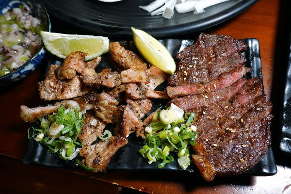 台北市文山區原塊肉自製醬料串燒台北居酒屋-師大學生最愛的雞老闆萬隆店，壽星免費送烤雞、學生399吃機、清梅酒無限暢飲方案