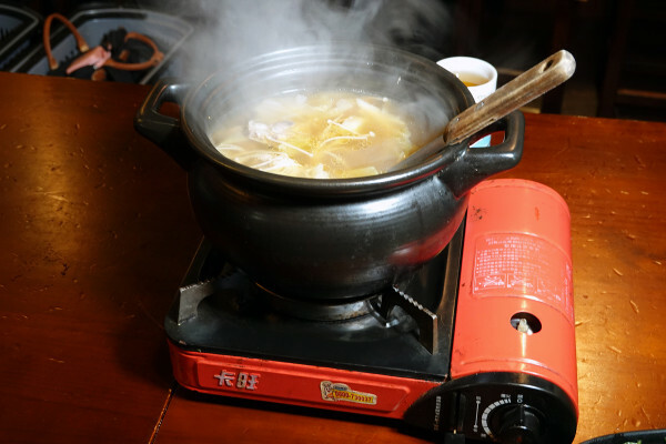 台北市文山區原塊肉自製醬料串燒台北居酒屋-師大學生最愛的雞老闆萬隆店，壽星免費送烤雞、學生399吃機、清梅酒無限暢飲方案