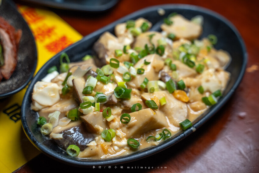 雞老闆桶仔雞萬隆店|這次老闆不只生日要請你吃雞,新推的清酒梅酒喝到飽,聚餐首選啦!