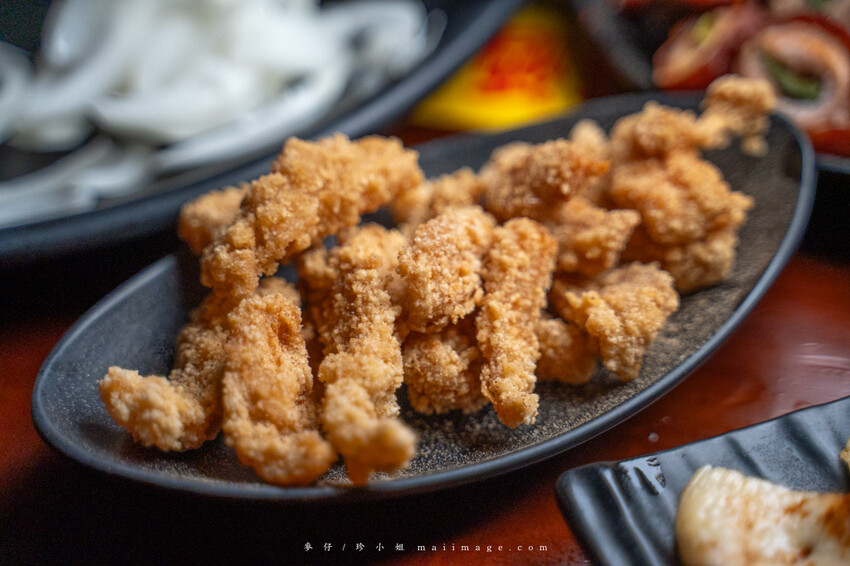 雞老闆桶仔雞萬隆店|這次老闆不只生日要請你吃雞,新推的清酒梅酒喝到飽,聚餐首選啦!