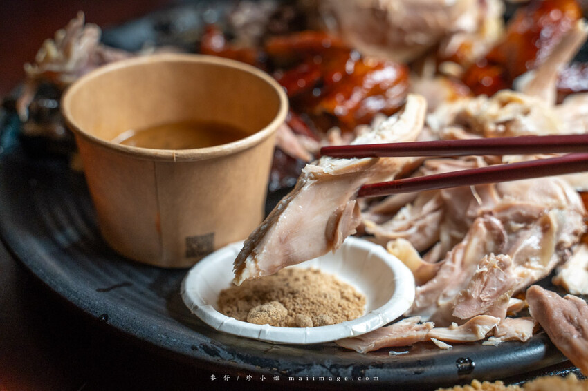 雞老闆桶仔雞萬隆店|這次老闆不只生日要請你吃雞,新推的清酒梅酒喝到飽,聚餐首選啦!