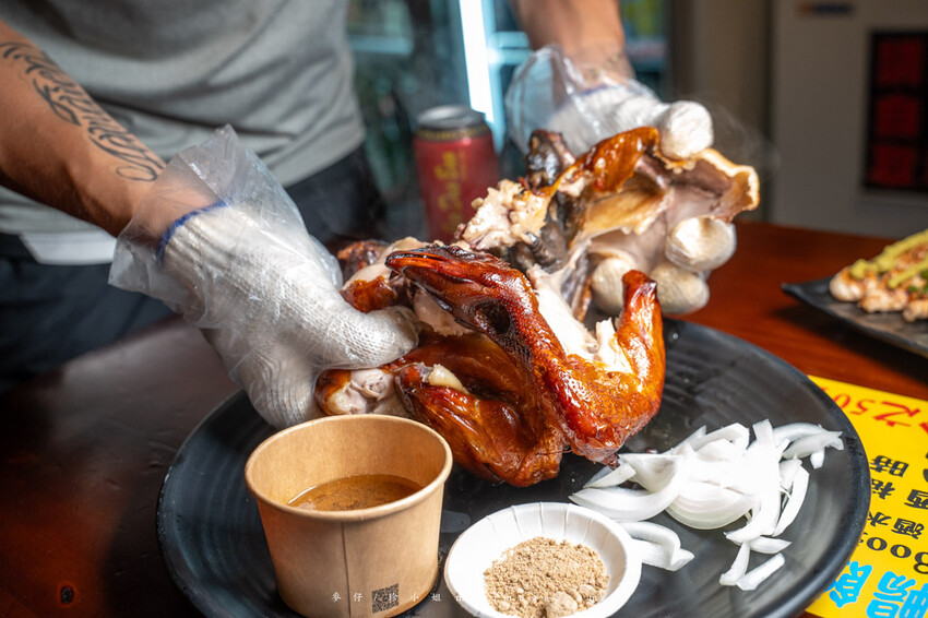 雞老闆桶仔雞萬隆店|這次老闆不只生日要請你吃雞,新推的清酒梅酒喝到飽,聚餐首選啦!