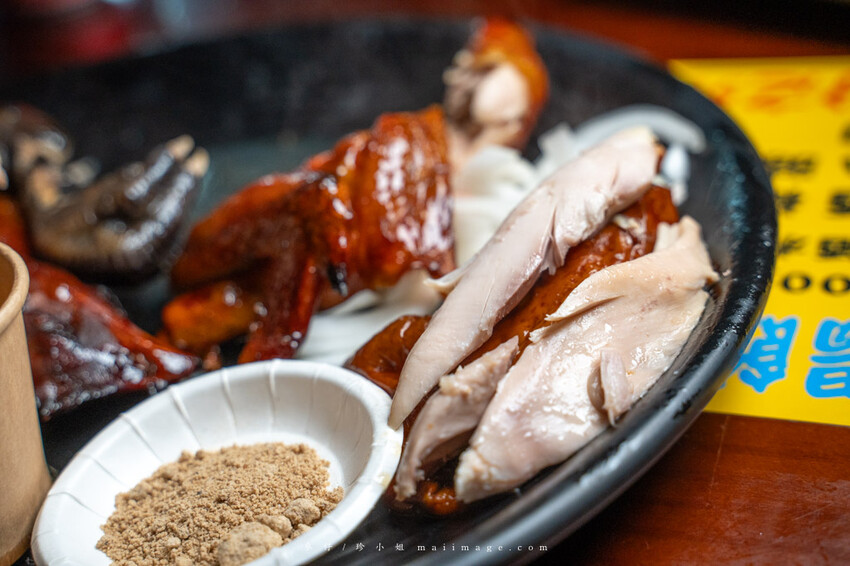 雞老闆桶仔雞萬隆店|這次老闆不只生日要請你吃雞,新推的清酒梅酒喝到飽,聚餐首選啦!