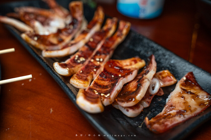 雞老闆桶仔雞萬隆店|這次老闆不只生日要請你吃雞,新推的清酒梅酒喝到飽,聚餐首選啦!