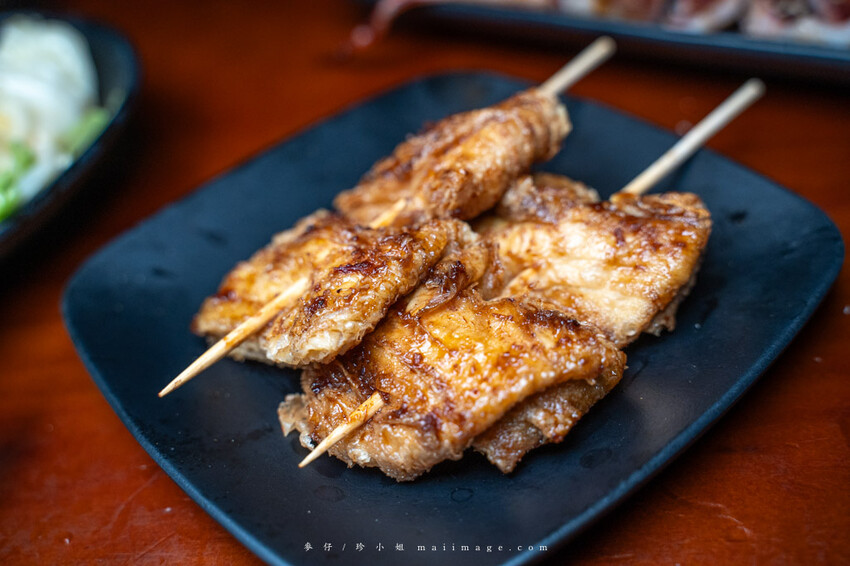 雞老闆桶仔雞萬隆店|這次老闆不只生日要請你吃雞,新推的清酒梅酒喝到飽,聚餐首選啦!