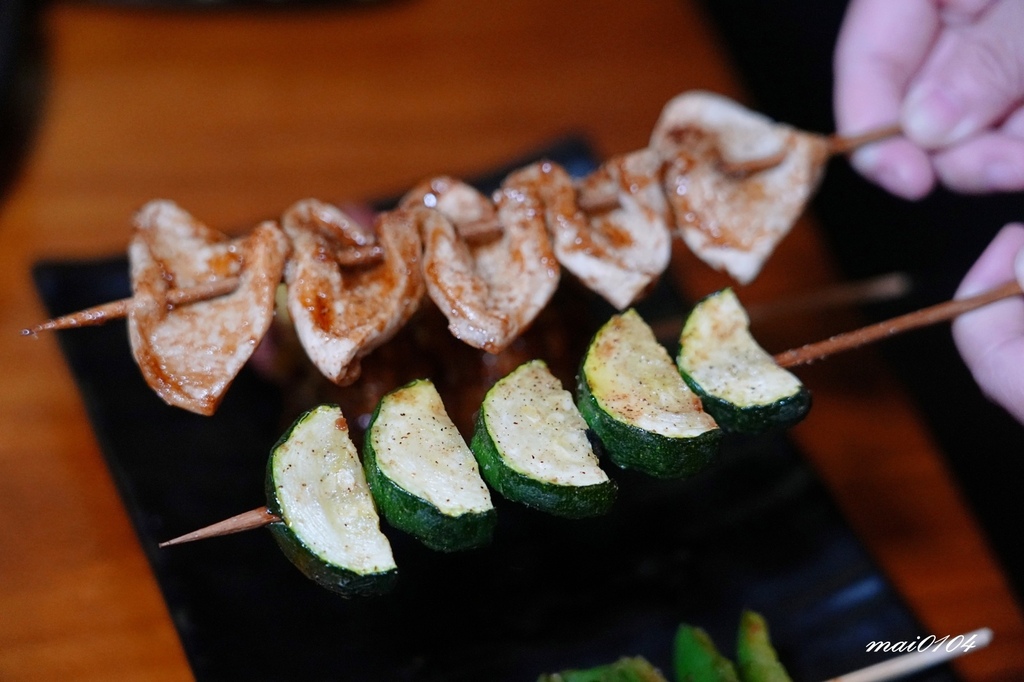 台北桶仔雞推薦｜雞老闆桶仔雞萬隆店～不限時用餐環境還免收服務