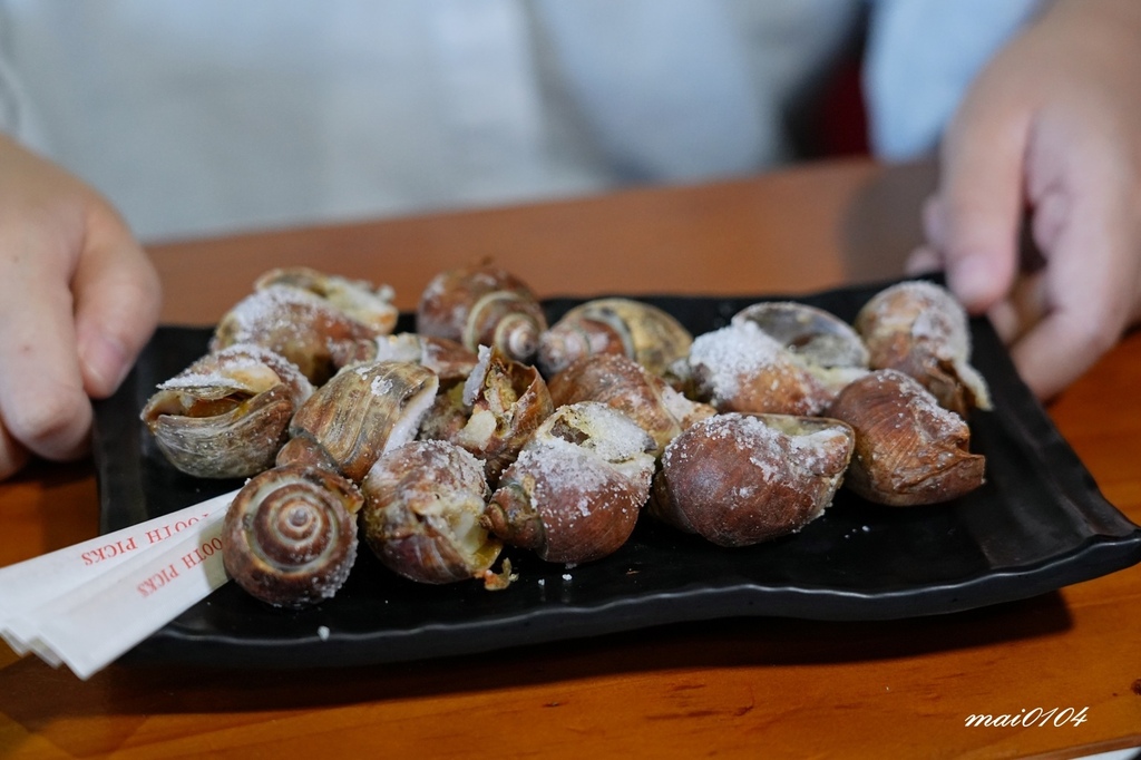 台北桶仔雞推薦｜雞老闆桶仔雞萬隆店～不限時用餐環境還免收服務