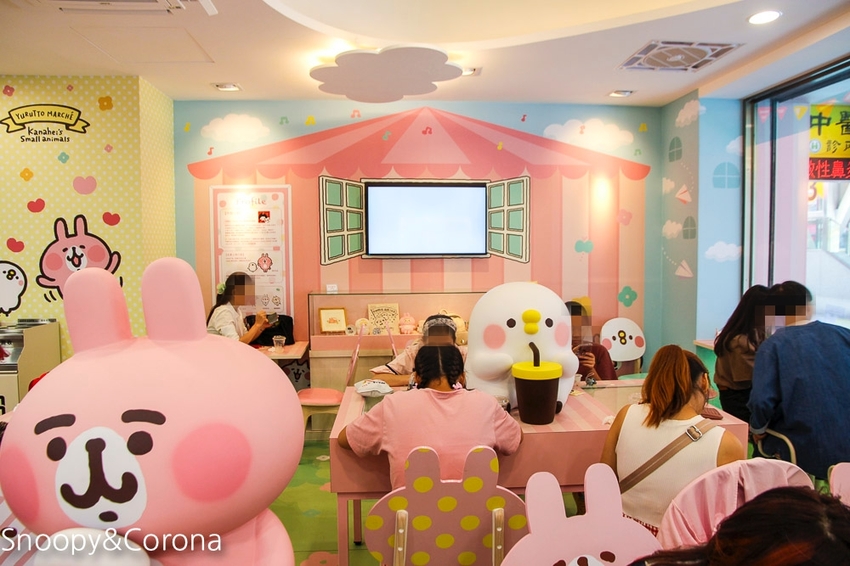 【台北景點】7-11卡娜赫拉聯名店～兔兔與P助陪伴用餐，可愛療癒又好拍的特色小七