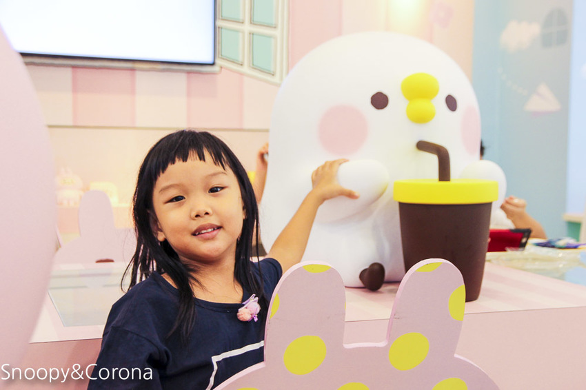 【台北景點】7-11卡娜赫拉聯名店～兔兔與P助陪伴用餐，可愛療癒又好拍的特色小七