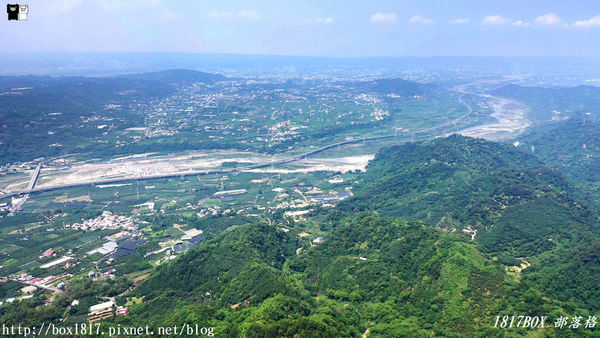 【南投。草屯】九九峰自然保留區＆九九峰森林步道。號稱能見到草屯最美山景的步道。空拍攝影分享篇