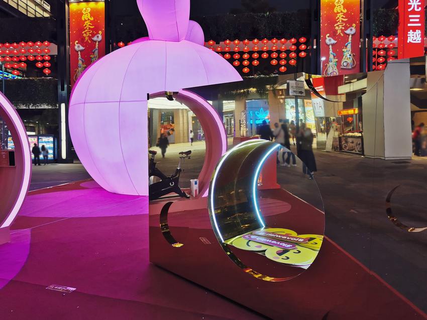 2020新光三越鼠年燈展「心有所鼠」－超大可愛錢鼠與乳酪牆