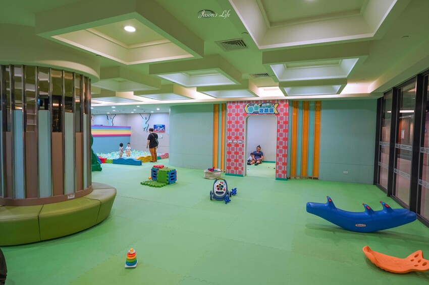 【新竹東區│住宿】煙波大飯店(新竹湖濱館)。新竹親子飯店推薦，擁有2300坪設施空間，實現親子共玩共創