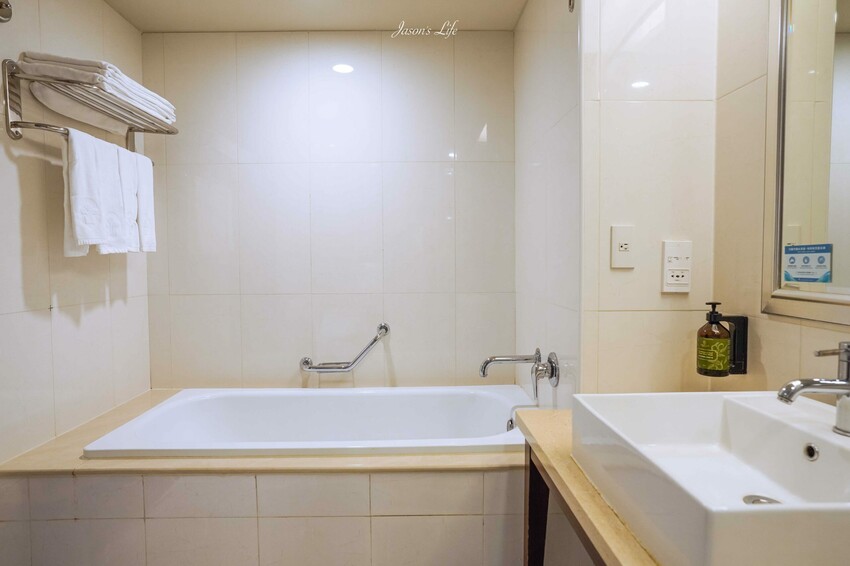 【新竹東區│住宿】煙波大飯店(新竹湖濱館)。新竹親子飯店推薦，擁有2300坪設施空間，實現親子共玩共創