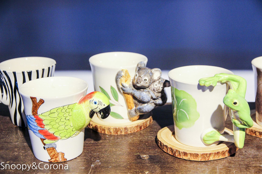 【台北咖啡館】 另類寵物咖啡館/微迷野林咖啡館~各種爬蟲類、哺乳類、兩棲類陪你喝咖啡,還能與動物近距離接觸