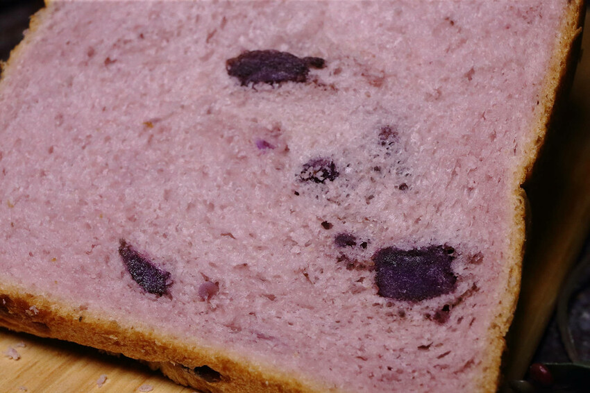 中秋送禮首選!賴董土司中秋禮盒,鳳梨酥與堅果塔送禮的最佳拍檔