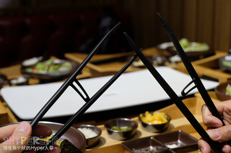 公益路美食,台中烤肉,台中燒烤,台中燒肉,台中美食,宮鶴公益路,宮鶴台中,宮鶴商業午餐,宮鶴炙燒價位,宮鶴炙燒價格,宮鶴炙燒台中,宮鶴炙燒商業午餐,宮鶴炙燒專門店,宮鶴炙燒專門店價位,宮鶴炙燒專門店菜單,宮鶴炙燒菜單,宮鶴菜單,日式燒肉 台中,燒肉餐廳 台中 @強生與小吠的Hyper人蔘~