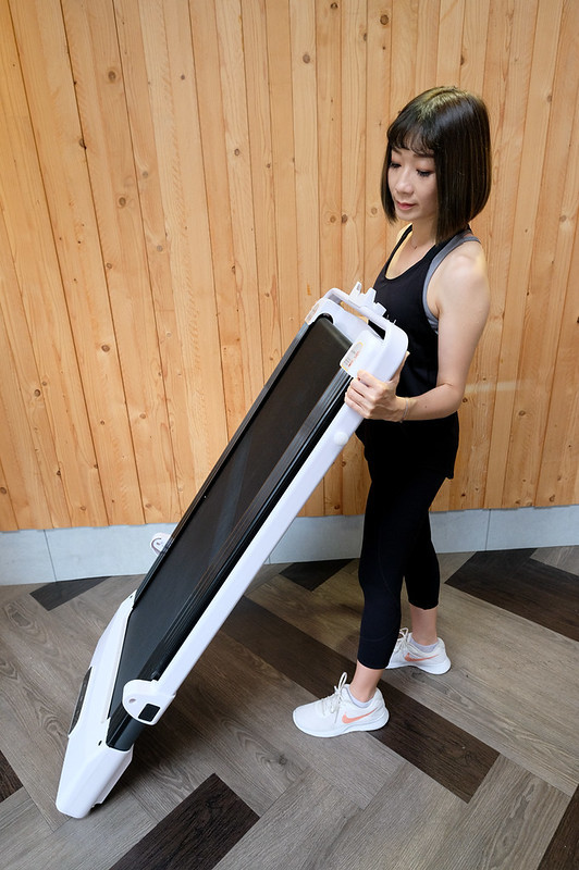 JHT極創平板跑步機,JHT跑步機,JHT跑步機ptt,JHT跑步機評價,好收納跑步機,家用跑步機,平價跑步機,跑步機推薦,輕巧跑步機 @強生與小吠的Hyper人蔘~