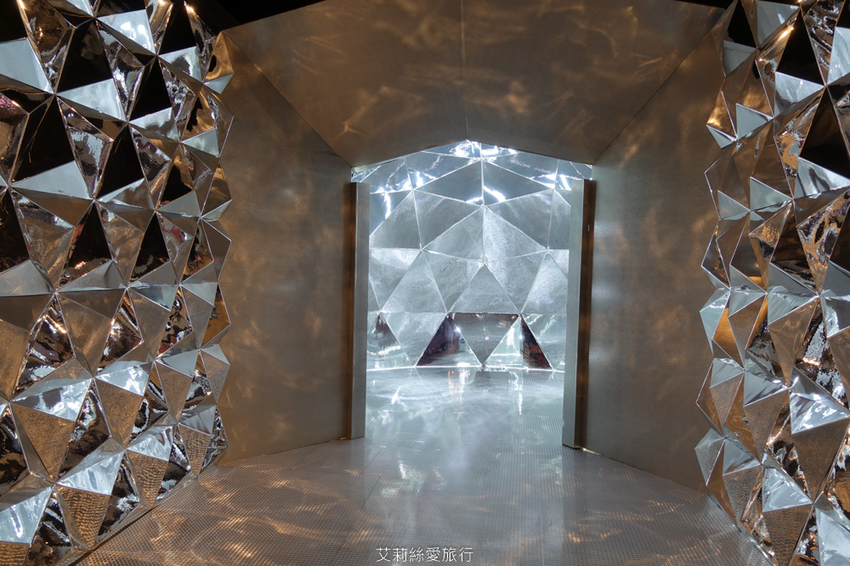 展覽》幻‧彩‧影 萬花筒特展 親身走進萬花筒的華麗世界 華山文創園區 - 艾莉絲愛旅行