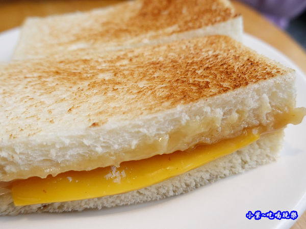 煉乳起司吐司-真芳碳烤吐司南西店 (3).jpg
