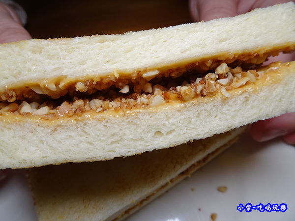 花生花生-真芳碳烤吐司-信義店 (4).jpg