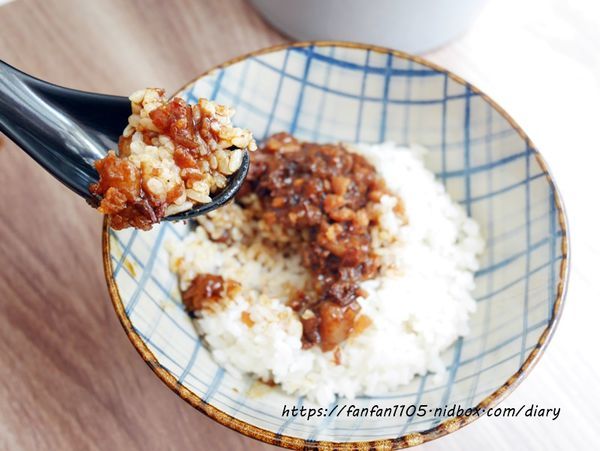 【信義區滷肉飯】滷肉控 #最潮滷肉飯 #文青風 #台菜 #手路小菜 #市政府 (22).JPG