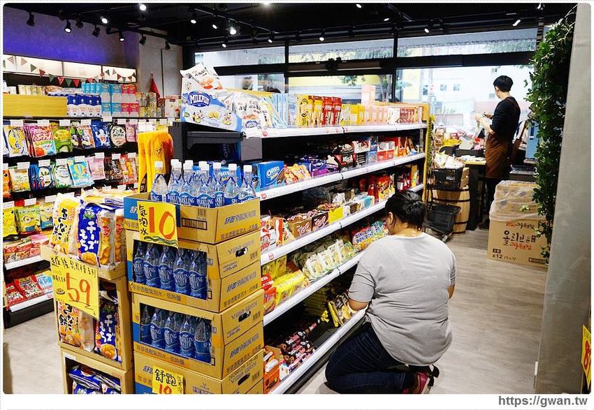 台中進口零食批發倉庫出清！聖誕出清只有兩週，超佛心價格還能免費換冰淇淋～