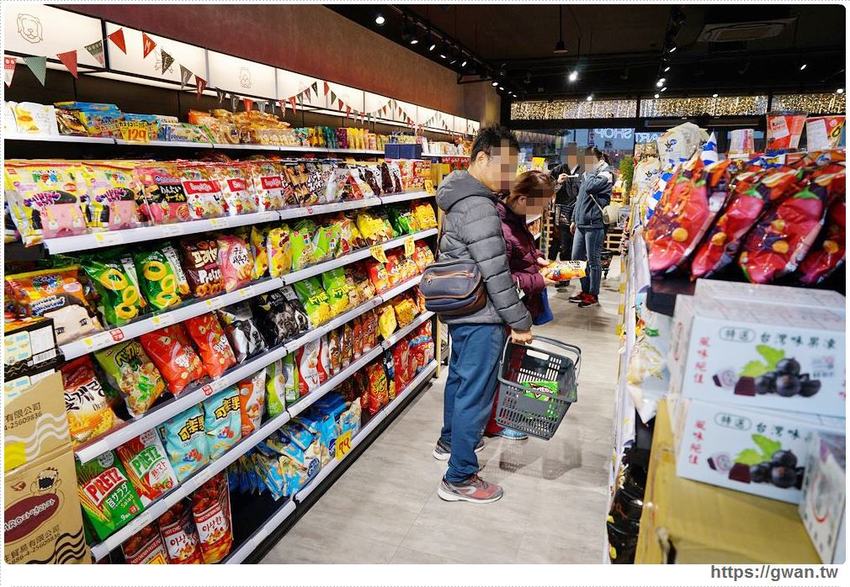 台中進口零食批發倉庫出清！聖誕出清只有兩週，超佛心價格還能免費換冰淇淋～