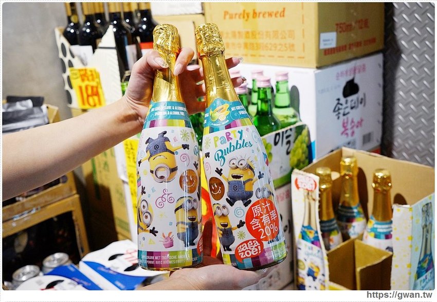 台中進口零食批發倉庫出清！聖誕出清只有兩週，超佛心價格還能免費換冰淇淋～