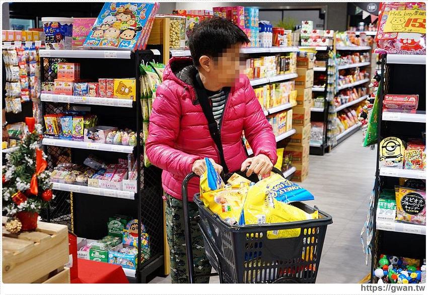 台中進口零食批發倉庫出清！聖誕出清只有兩週，超佛心價格還能免費換冰淇淋～