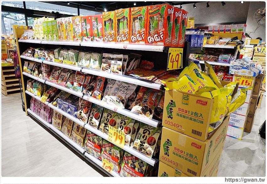 台中進口零食批發倉庫出清！聖誕出清只有兩週，超佛心價格還能免費換冰淇淋～