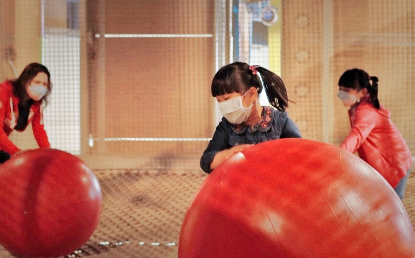 苗栗旅遊住宿/頭份尚順君樂飯店，經典雙床客房，在尚順享受吃喝玩樂的快感