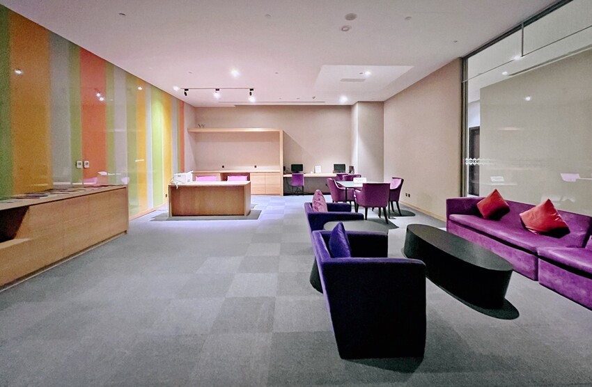 苗栗旅遊住宿/頭份尚順君樂飯店，經典雙床客房，在尚順享受吃喝玩樂的快感