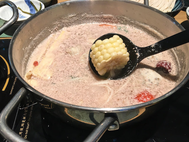 【台北】2019- 南京三民站- Hi-Q鱻食褐藻主題餐廳- 吃吃褐藻長大的魚～*