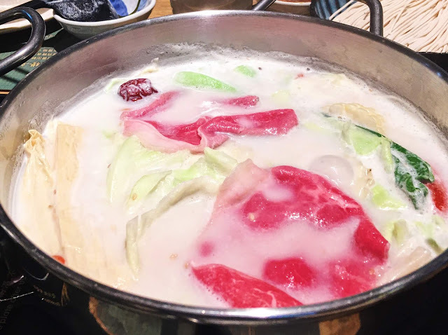 【台北】2019- 南京三民站- Hi-Q鱻食褐藻主題餐廳- 吃吃褐藻長大的魚～*