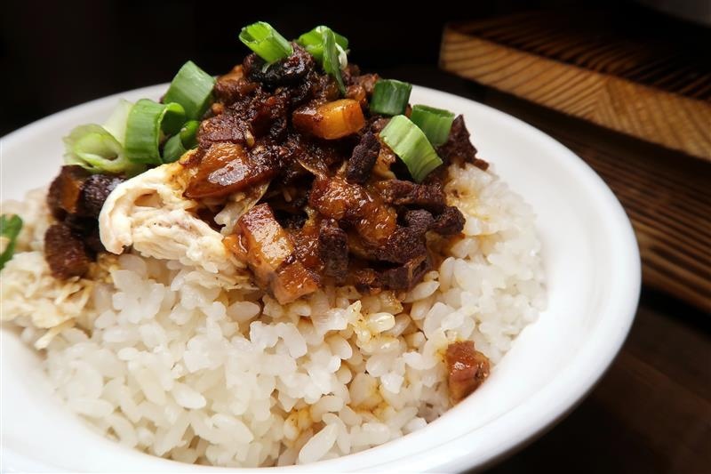 南龍麵屋 松德店 酸辣粉 酸菜魚 火鍋麵 200.jpg