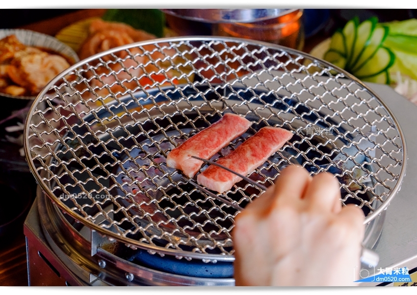 西門町電影街人氣燒肉居酒屋,聚樂町新品牌,喜多肉和牛燒肉居酒屋,肥滋滋和牛搭配台式特色湯品/沙瓦調酒,盡情享受燒烤微醺樂趣！西門町單點燒肉推薦,西門町居酒屋推薦,西門町武昌街美食推薦, - 大胃米粒