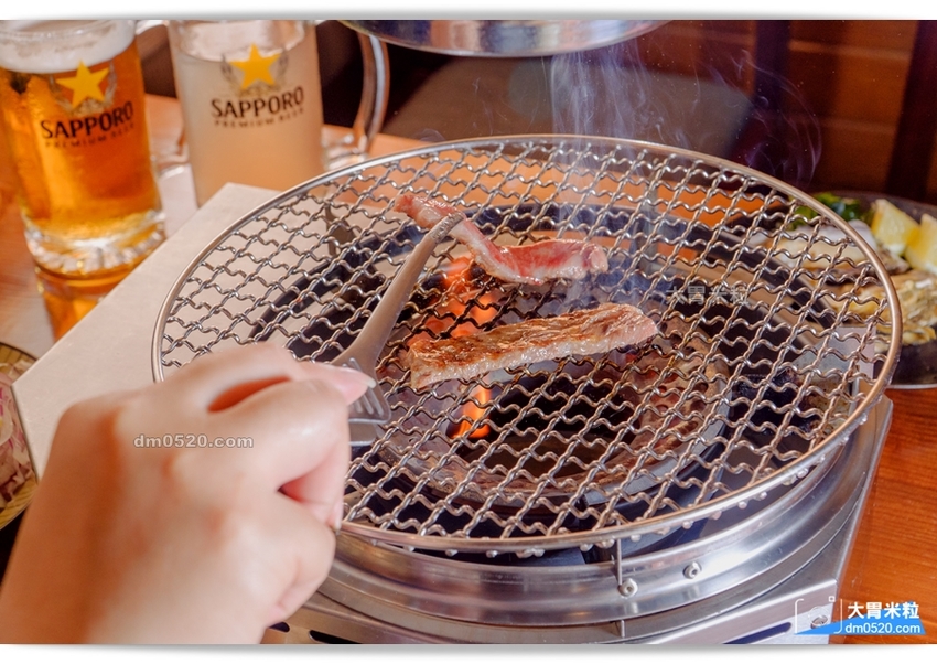 西門町電影街人氣燒肉居酒屋,聚樂町新品牌,喜多肉和牛燒肉居酒屋,肥滋滋和牛搭配台式特色湯品/沙瓦調酒,盡情享受燒烤微醺樂趣！西門町單點燒肉推薦,西門町居酒屋推薦,西門町武昌街美食推薦, - 大胃米粒