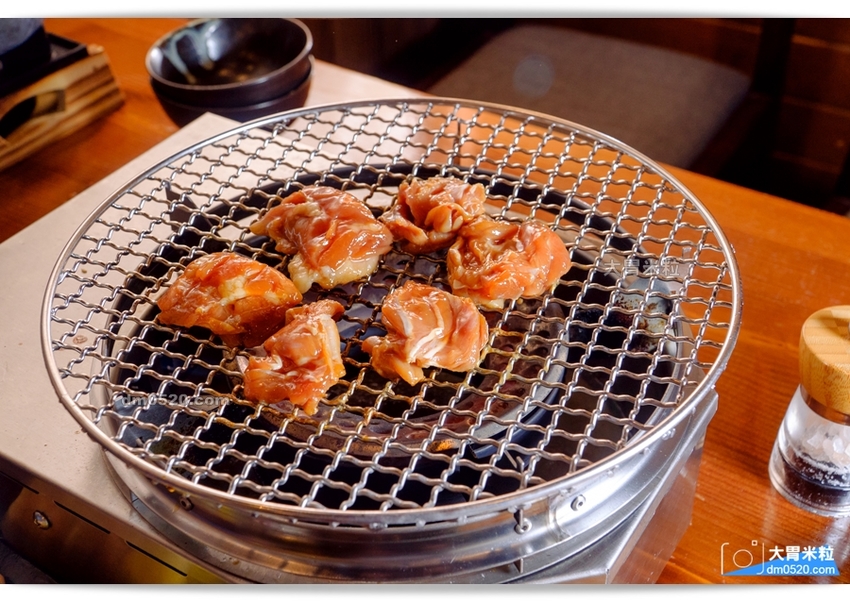 西門町電影街人氣燒肉居酒屋,聚樂町新品牌,喜多肉和牛燒肉居酒屋,肥滋滋和牛搭配台式特色湯品/沙瓦調酒,盡情享受燒烤微醺樂趣！西門町單點燒肉推薦,西門町居酒屋推薦,西門町武昌街美食推薦, - 大胃米粒